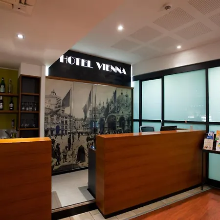 Hotel Vienna-3